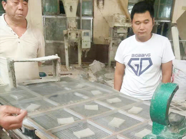 旭瑞網(wǎng)業(yè)的篩網(wǎng)，價格合理，靜電處理好