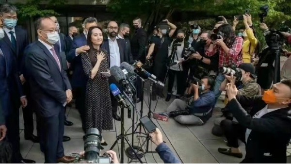 大國包機迎-巾幗晚舟歸{旭瑞網(wǎng)業(yè)}