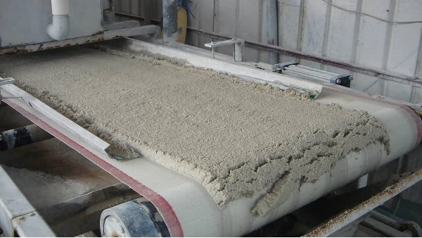 使用聚酯網(wǎng)帶時(shí)應(yīng)該要注意哪些東西？抗靜電、耐磨壽命長【旭瑞網(wǎng)業(yè)】